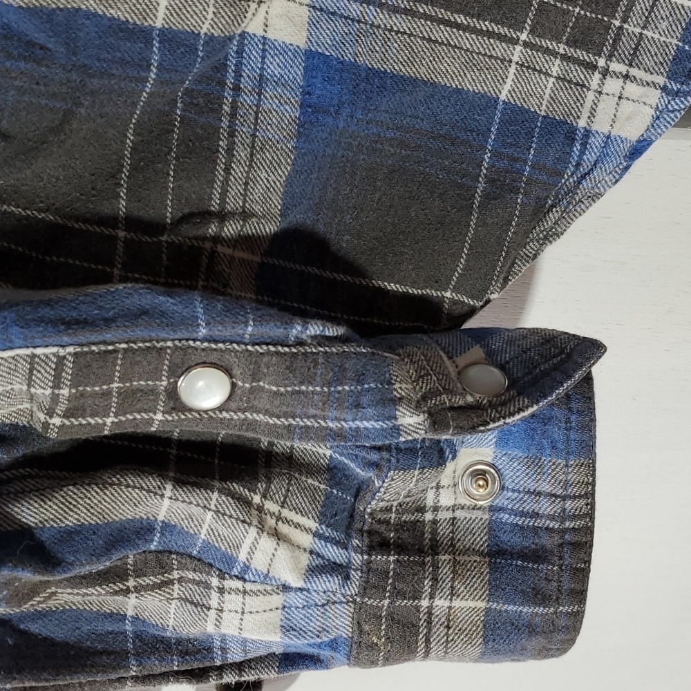Field N Forest- Mens Pearl snap Blue/Gray Flannel Western Plaid Classic Sz.Large - Picture 5 of 6